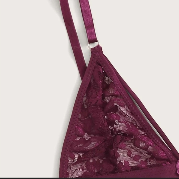 Lingerie - Picture 4 of 6